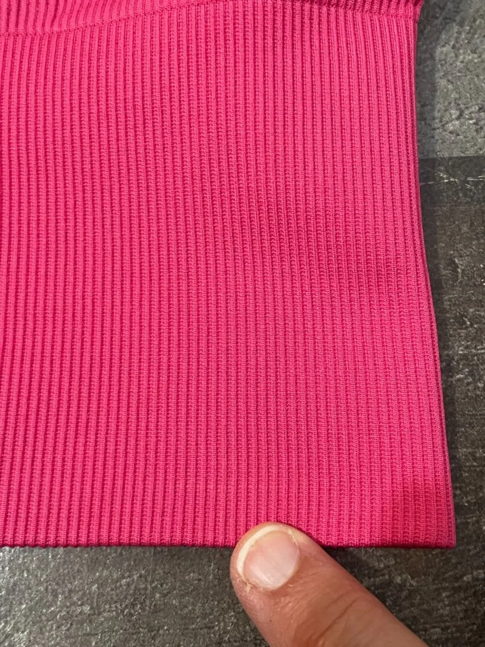 ALO Yoga Hot Pink Ribbed Sports Bra